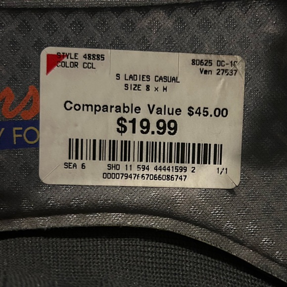 Skechers ladies casual pointed Flats - Picture 2 of 6